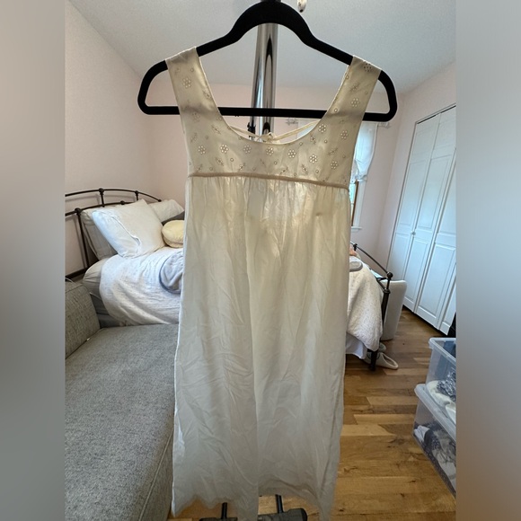 White WeWoreWhat Dress - Picture 2 of 5